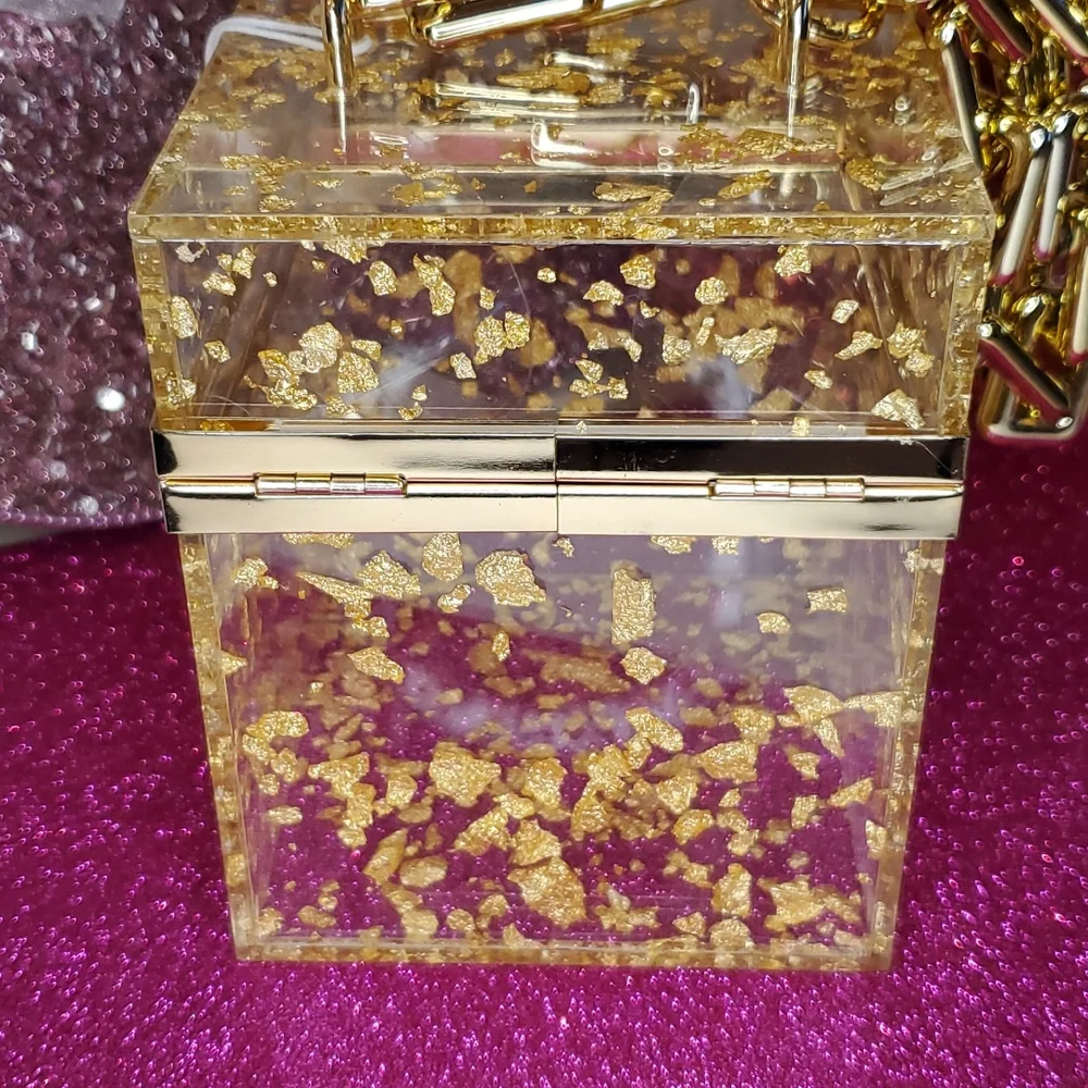 🎉HP🎉Urban Expressions 💜NWT💜 Acrylic Gold Foil Box Bag & Gold Chain Handle! - Picture 8 of 15